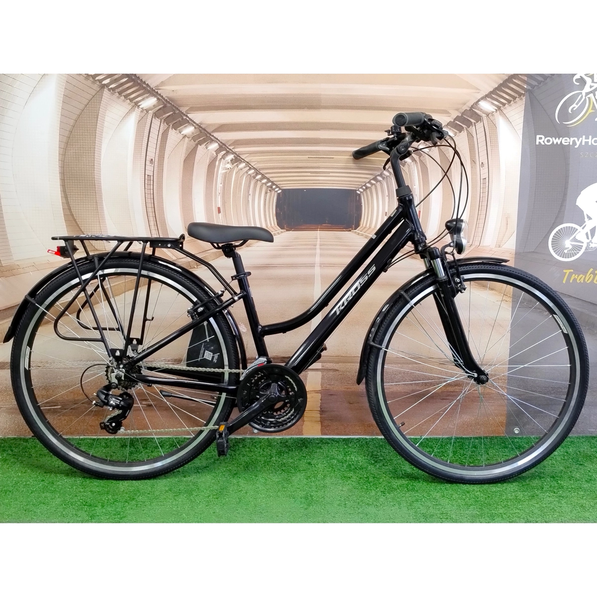 Rower trekkingowy Kross TRANS 1.0 rama 15 cali koła 28 cali
