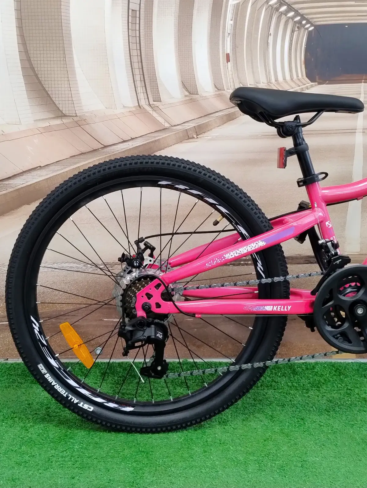 Rower_gorski_dla_dziewczynki_DISCOVERY_KELLY