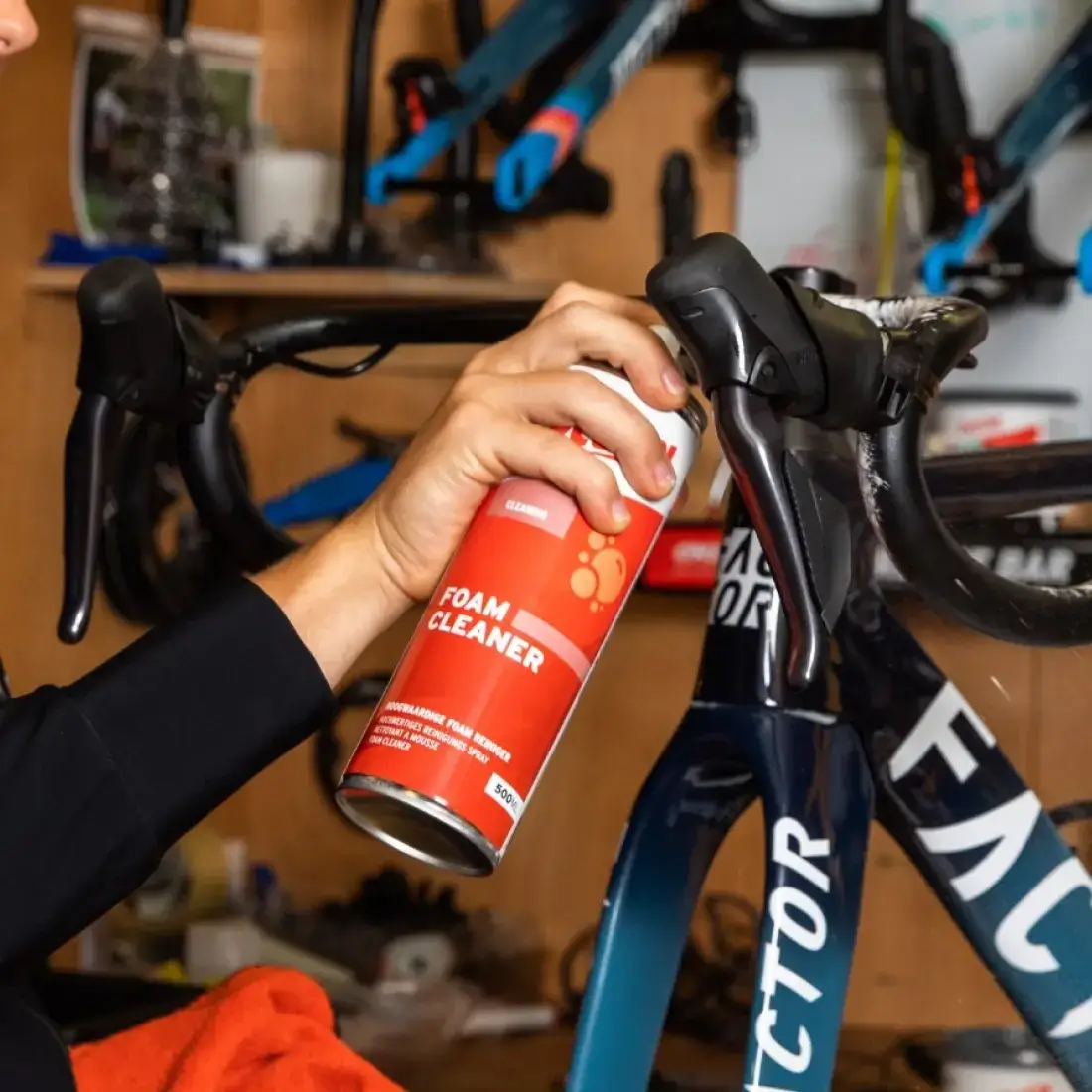 Pianka_czyszczaca_do_rowerow_CyclOn_500ml
