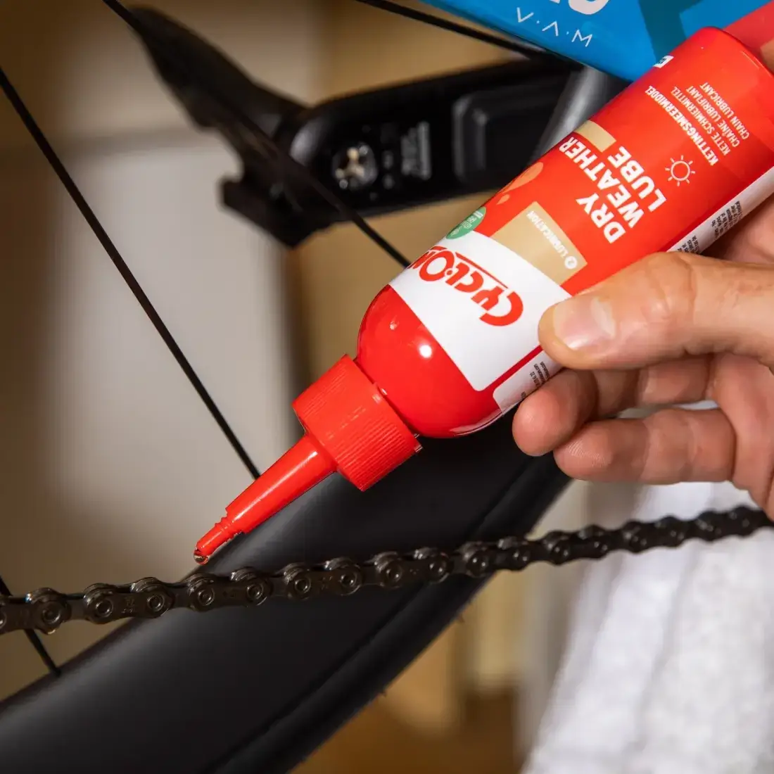 trabike_cyclon_dry_weather_lube_125ml_2.webp