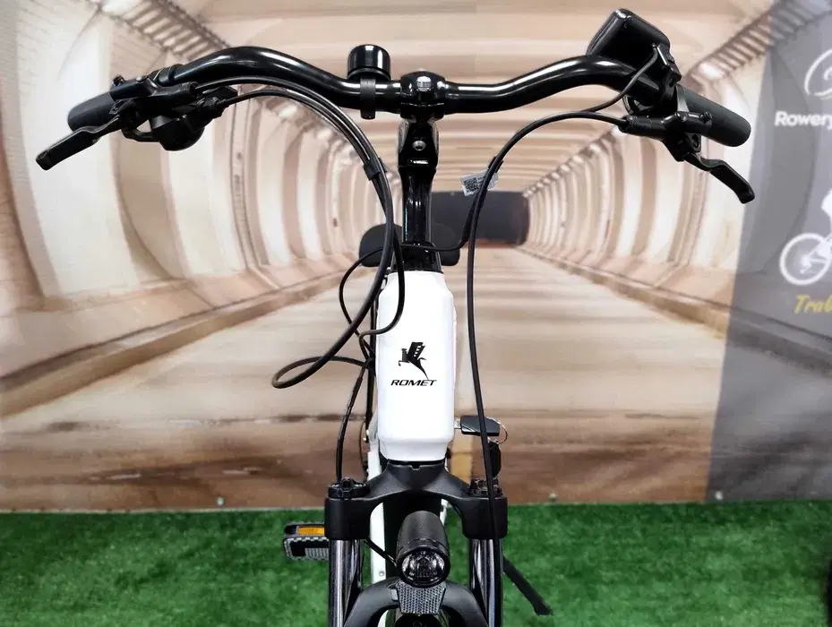 Rower_elektryczny_ROMET_WAVE_BF_1.0_R