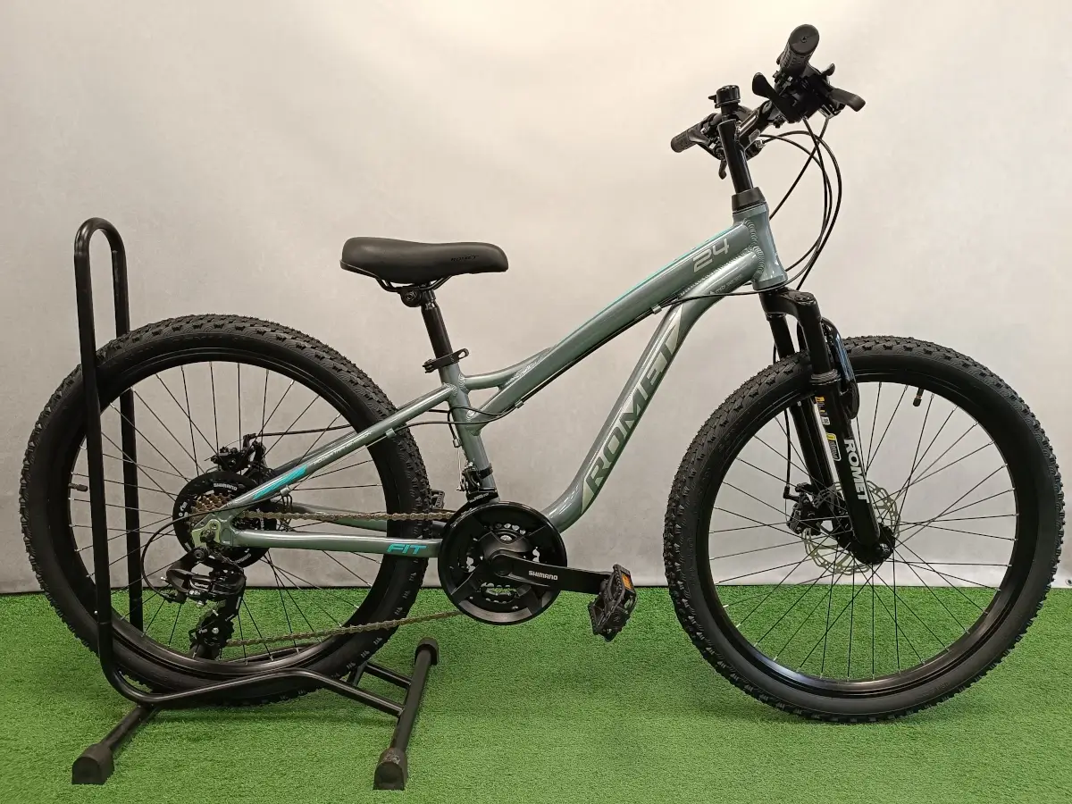 trabike_rower_gorski_mtb_mlodziezowy_romet_rambler_fit_24_grafit_1.webp